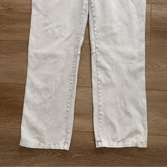 NWT Faherty Size Medium Blythe Jumpsuit Light Indigo Wash Style WBS2213 - Picture 15 of 15